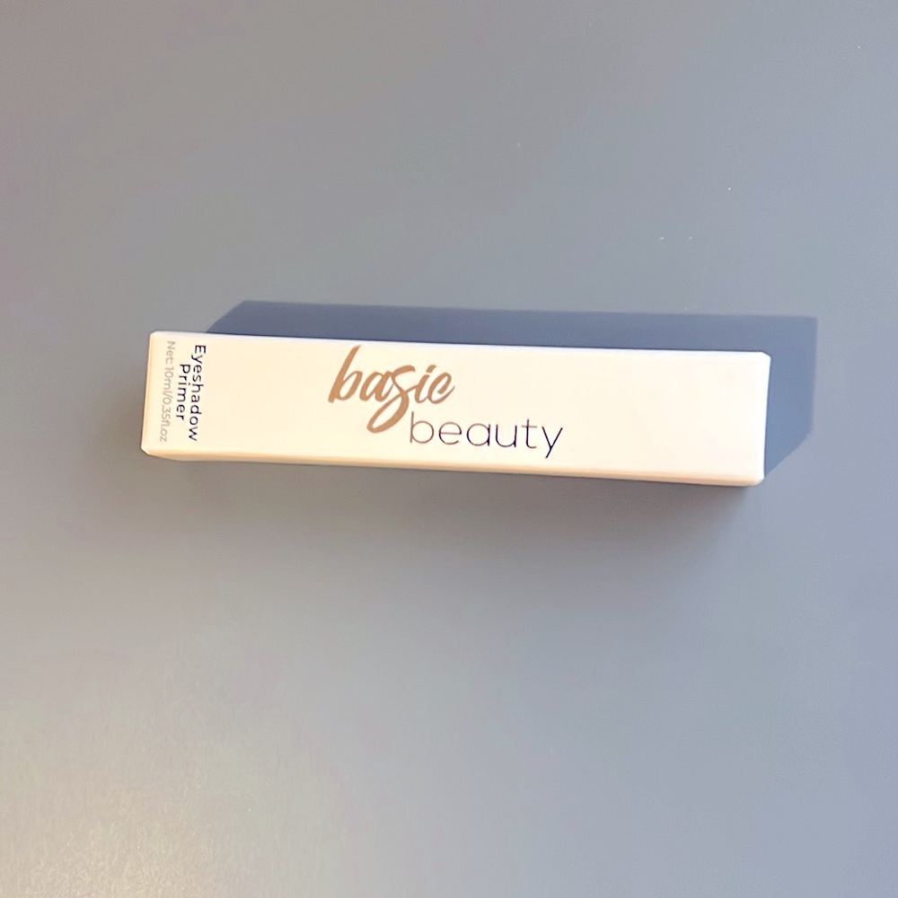 Bagie Beauty Eyeshadow Primer